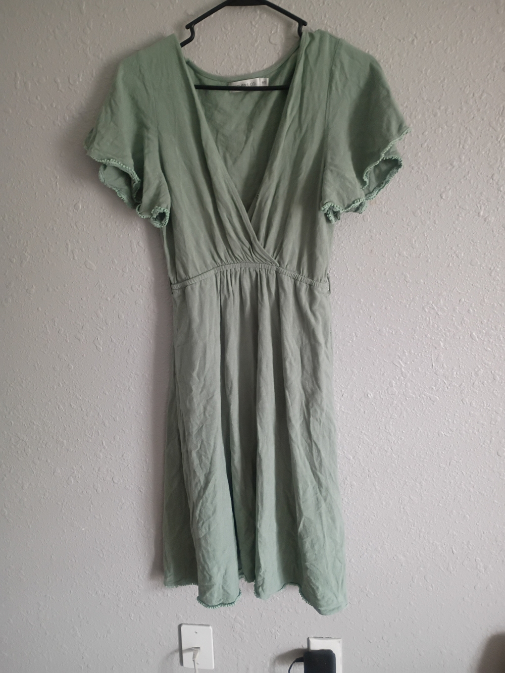 Light Sage Green Short Sleeve V-Neck Dress